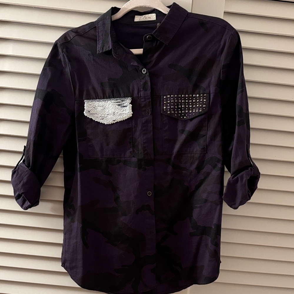 Elan Black and Purple Camouflage Button-Up Shirt